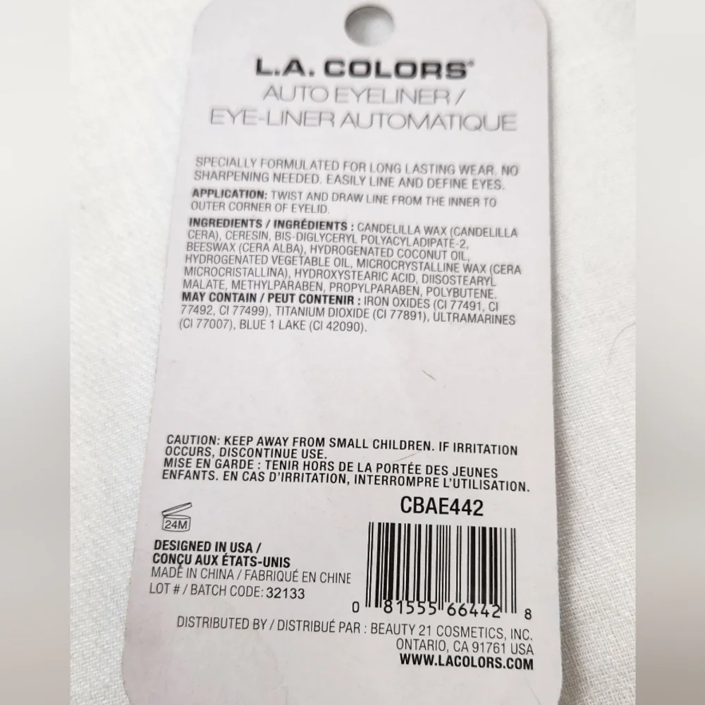 L.A. Colors Navy CBAE 442 Smudge Proof Auto Eye Liner.
